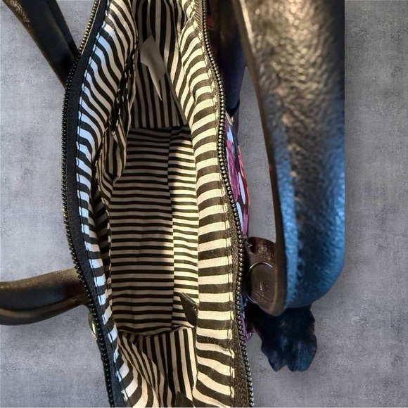 Luv Betsey By Betsey Johnson Small Satchel W/Crossbody Strap - NWOT - Picture 6 of 10